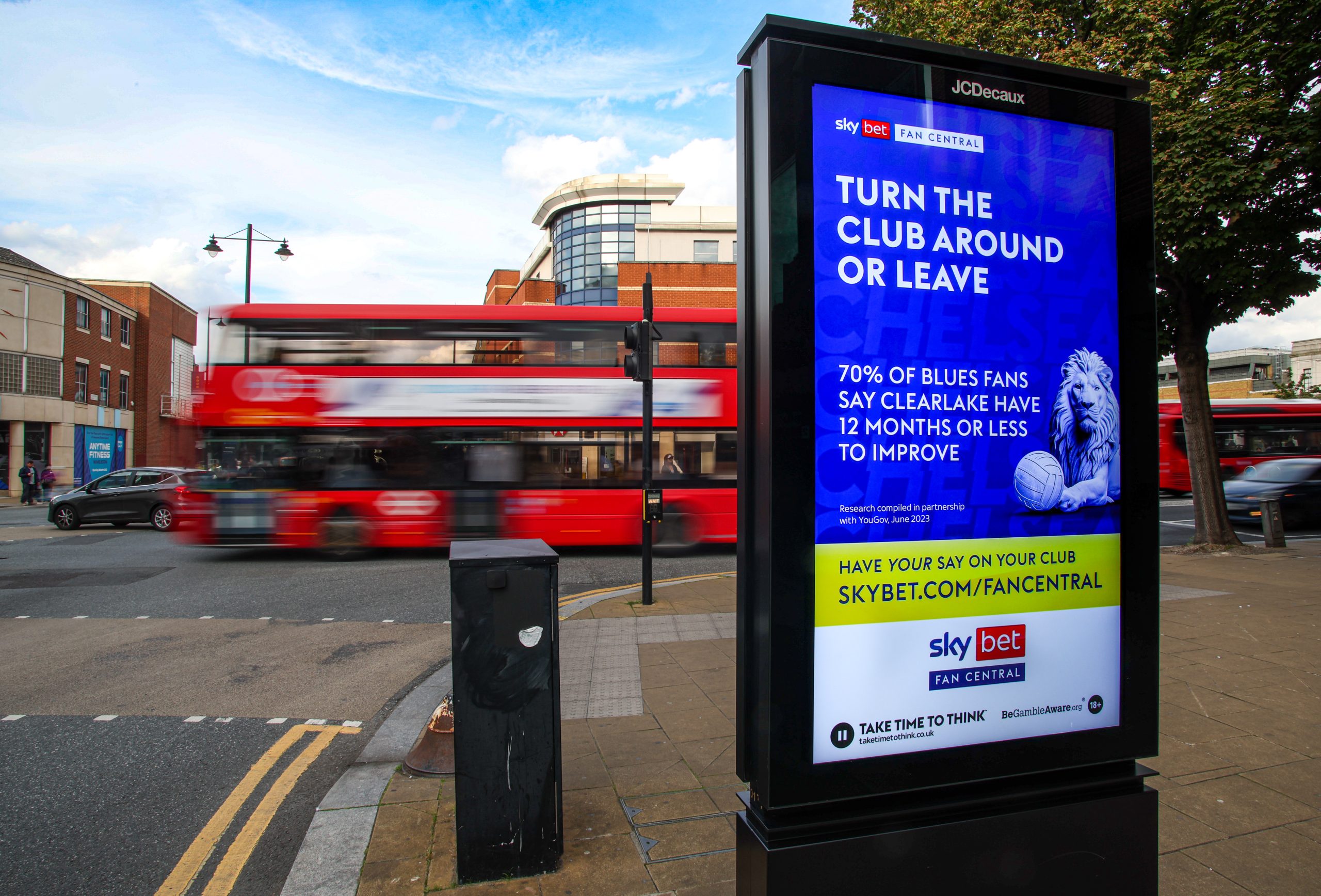 chelsea reactive billboard